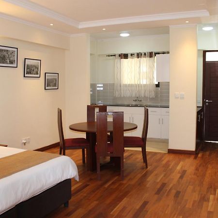 Cranes Suites Китале Экстерьер фото