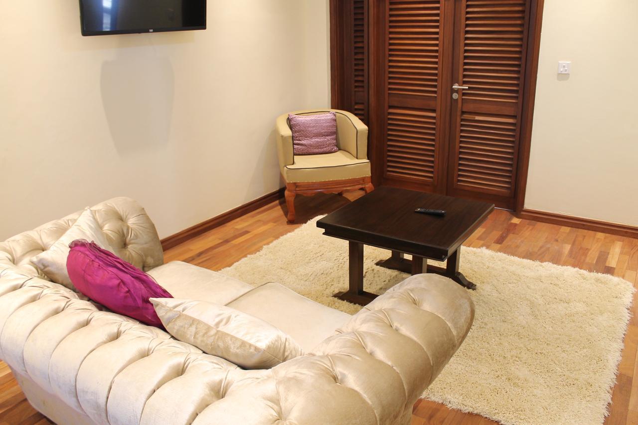 Cranes Suites Китале Экстерьер фото